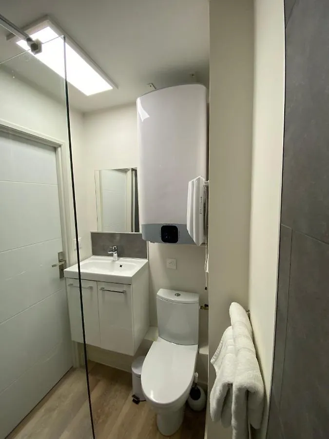 Au 3 Rue Manhes Apartment Albi