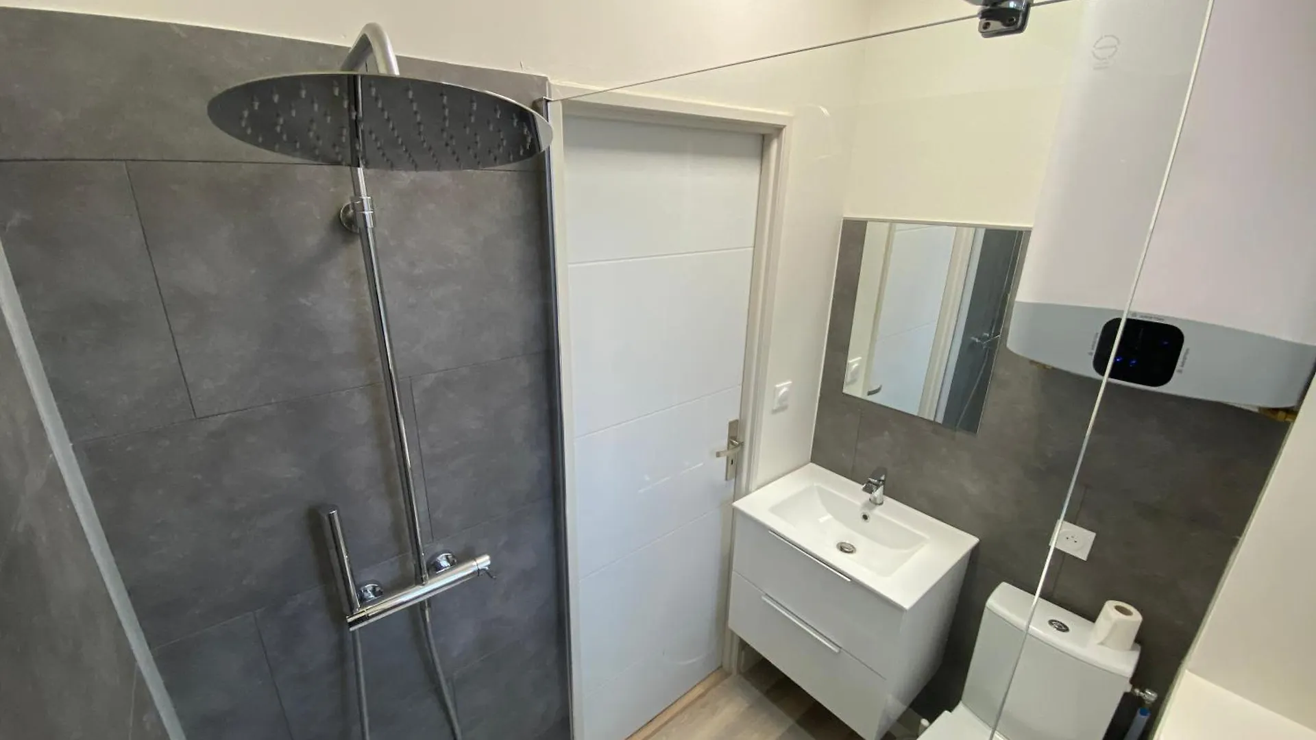 Au 3 Rue Manhes Apartment Albi France